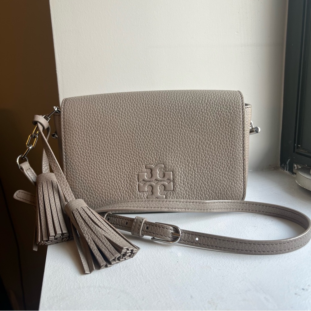 Tory Burch Thea Crossbody Bag in French Gray